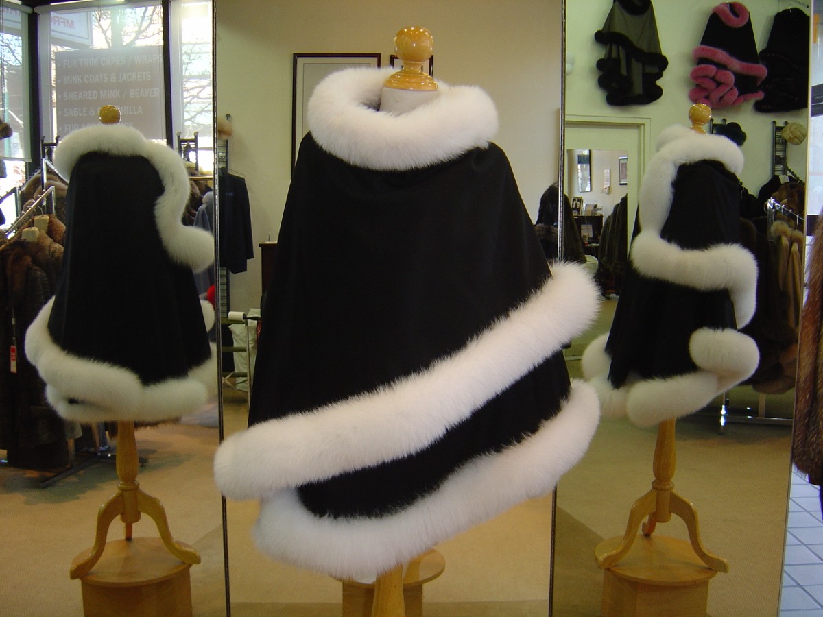 Black Cashmere Cape With White Fox Fur Trim